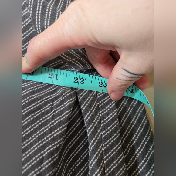 Grace Dane Lewis | Striped Silk Button-Up Shirt, Size 14 (Made Small) - Picture 7 of 7